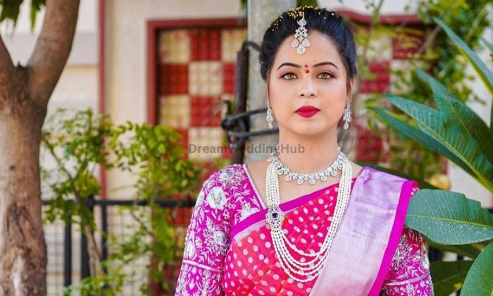 Makeup Artist Tamana Ghori